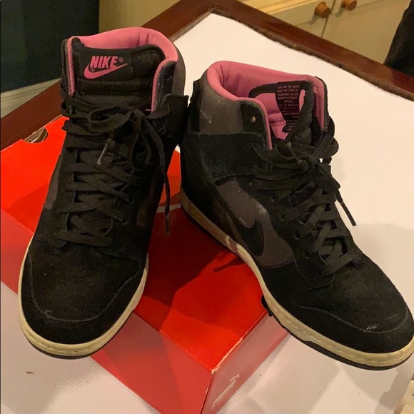 Nike platform sneakers - Picture 1 of 4